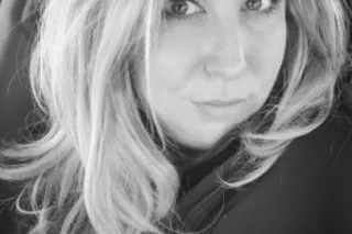 Tall Curvy Blonde • Private In... - Image 1