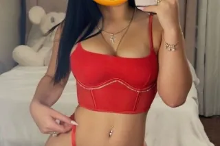 Camila - 23 - Image 1