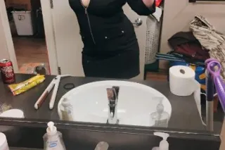 love to ride dick hard &amp; f... - Image 1